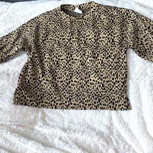 ZARA girls top size 6 Cheetah print with pocket. Long sleeve EUC